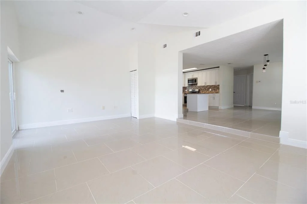 Photo of 2720 STATE ROAD 590