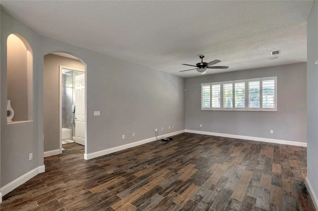 Photo of 56 THORNHILL CHASE CIRCLE