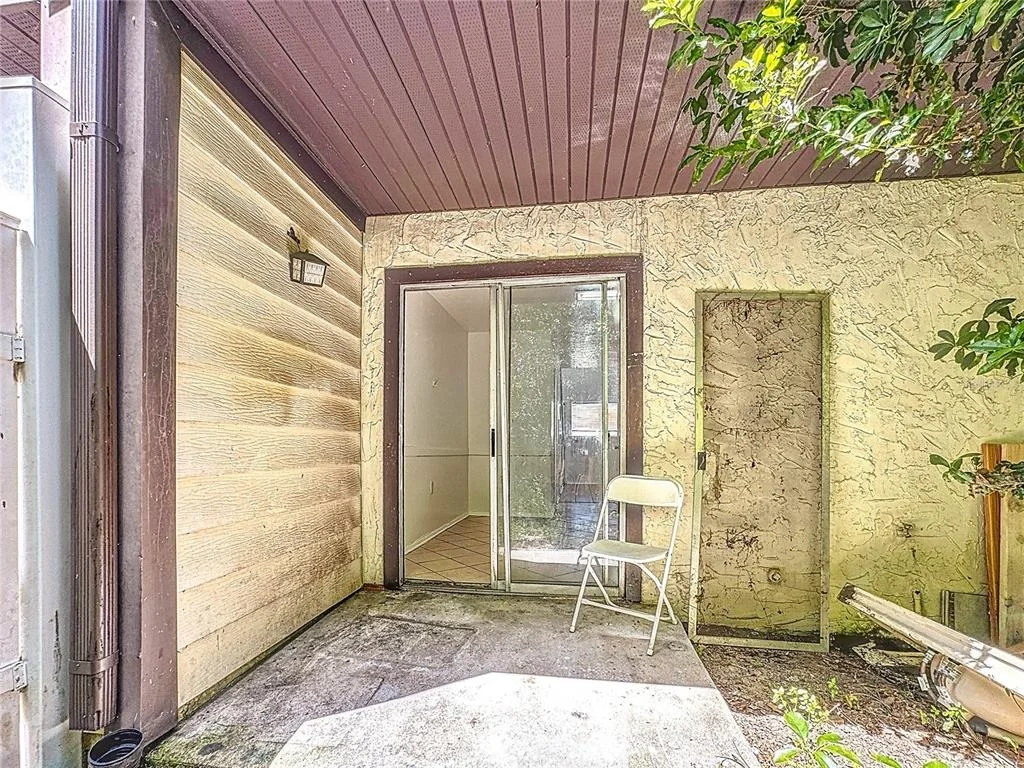 Photo of Unit A4 at 3944 CRAYRICH CIRCLE