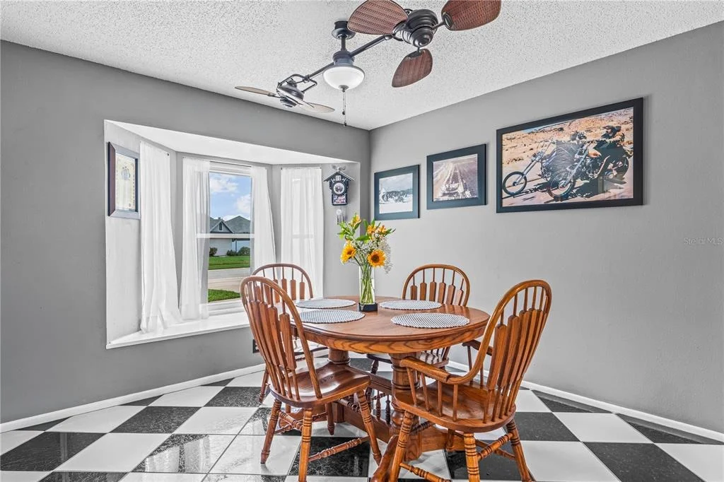 Photo of 460 CHAMPAGNE CIRCLE
