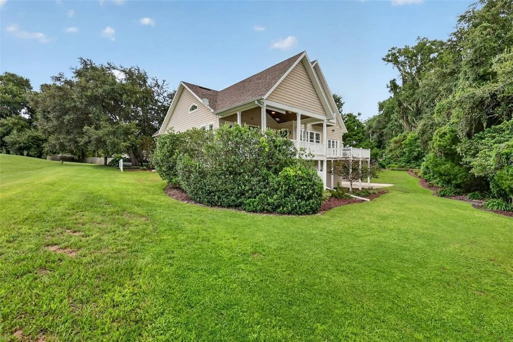 Photo of 580 W 10TH AVENUE