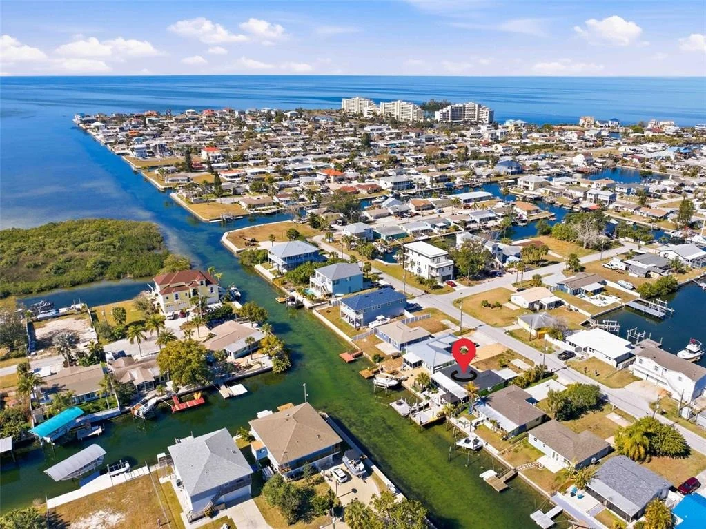 Photo of 6424 BOATYARD DRIVE