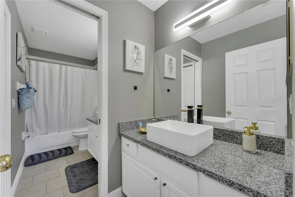 Photo of 419 MCFEE DRIVE