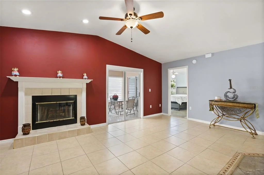 Photo of 329 LAKE DAISY LOOP