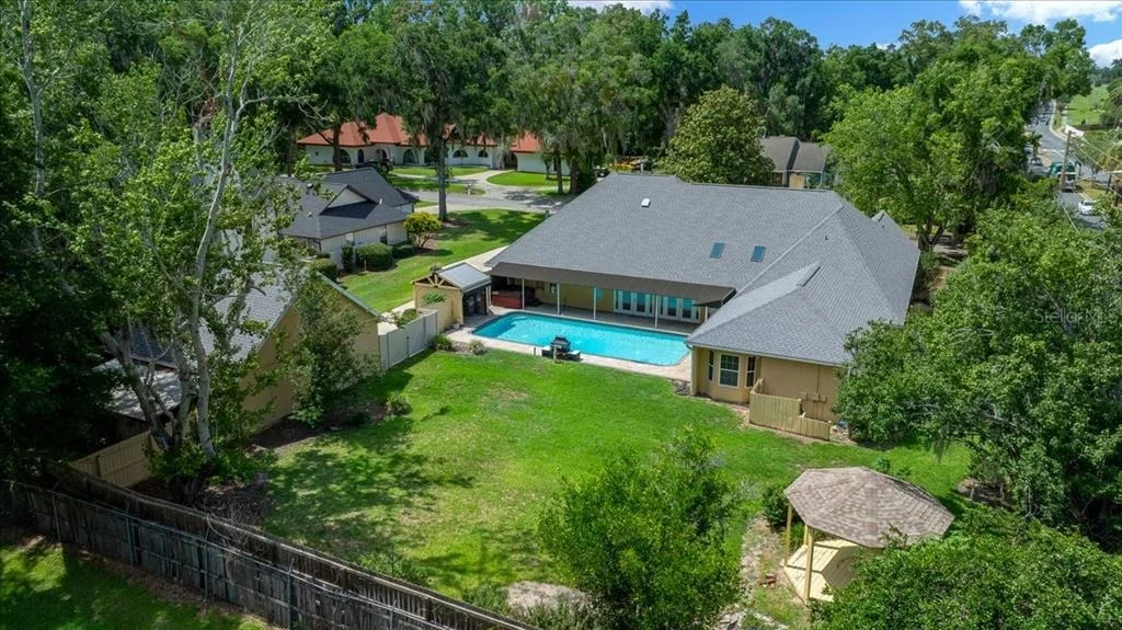Photo of 2420 SE 15TH STREET