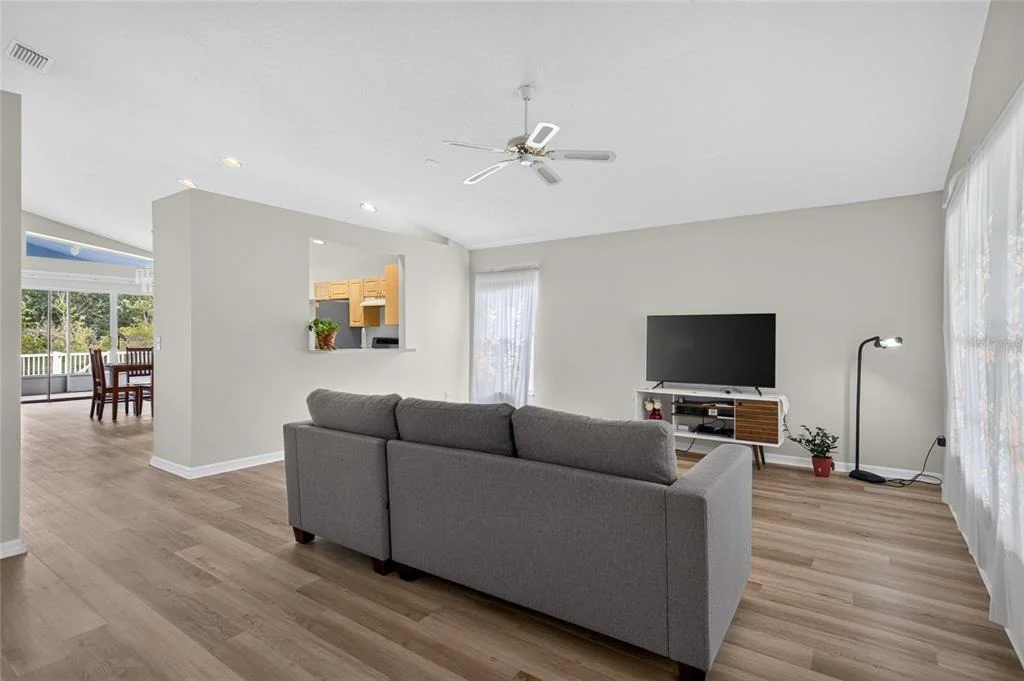 Photo of 24331 CROSSCUT ROAD
