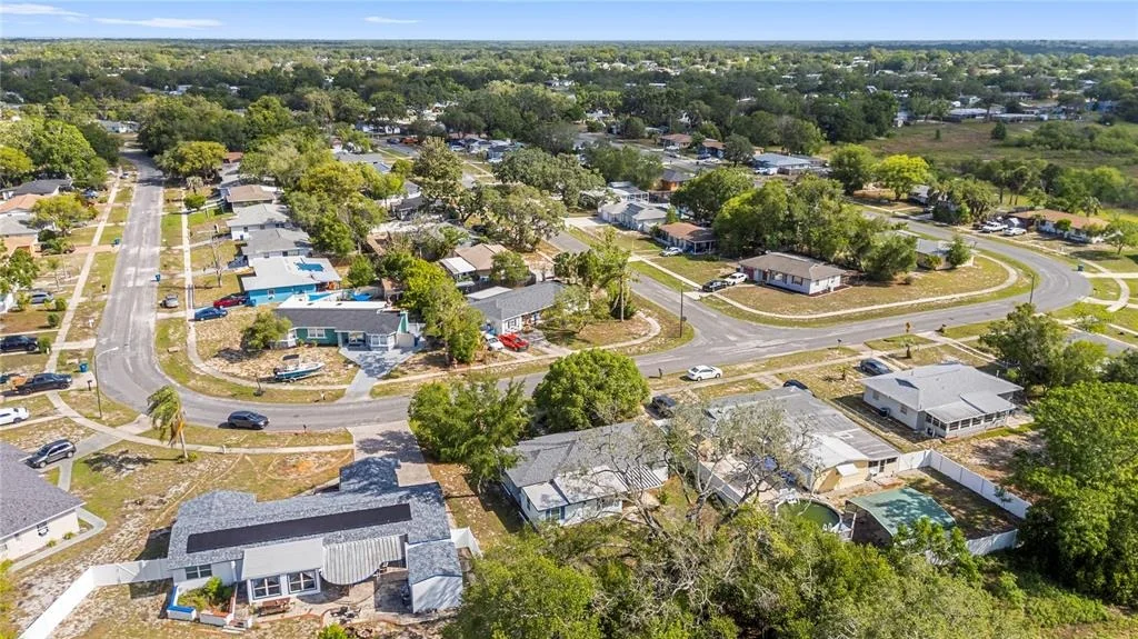 Photo of 6816 TREEHAVEN DRIVE