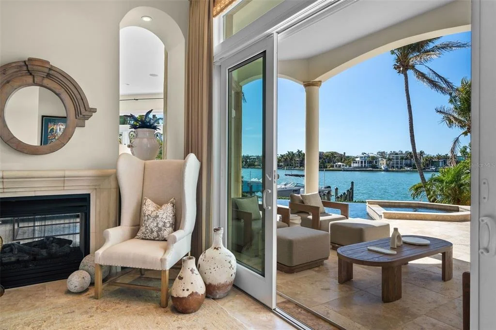 Photo of 1394 HARBOR DRIVE