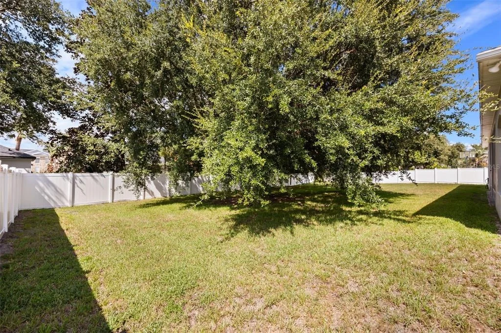 Photo of 6190 HEDGESPARROWS LANE
