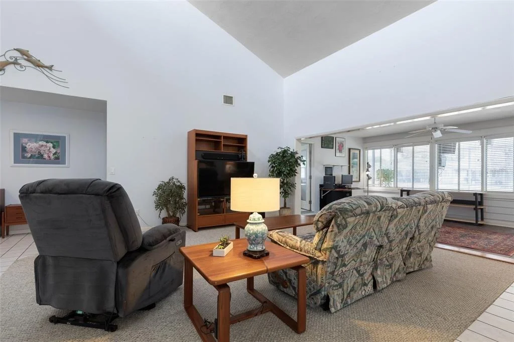 Photo of 60 KINGSLEY CIRCLE