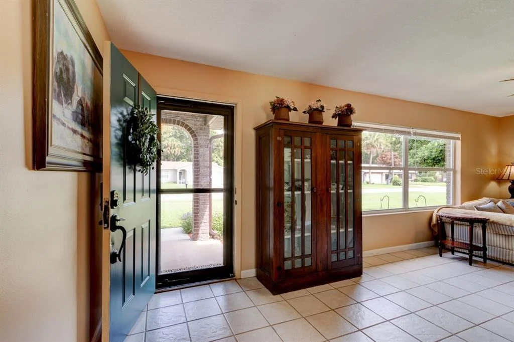 Photo of 16 LAUREL OAKS CIRCLE
