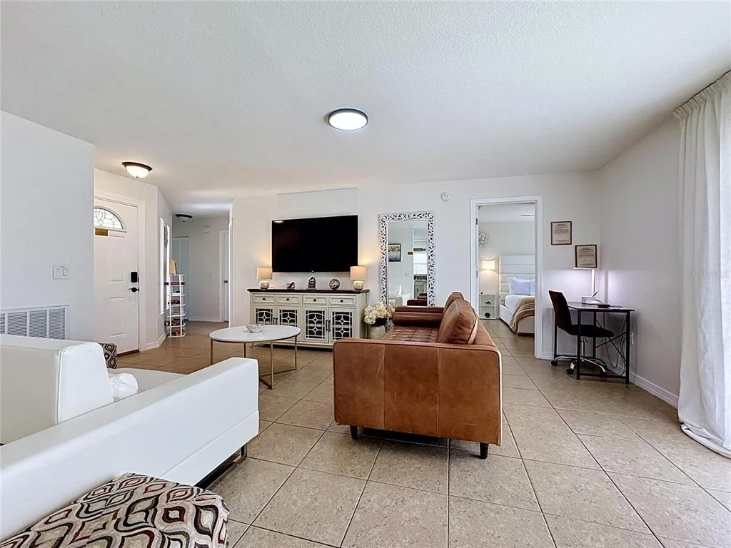 Photo of 1716 TERRY CIRCLE NE