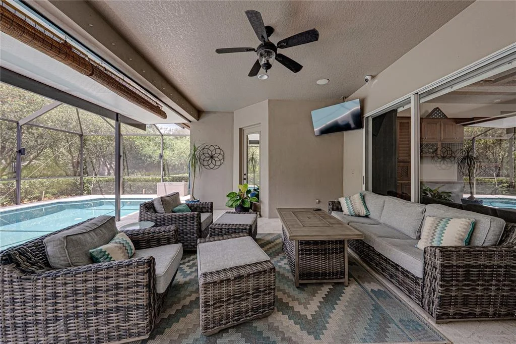 Photo of 6105 AUDUBON MANOR BOULEVARD