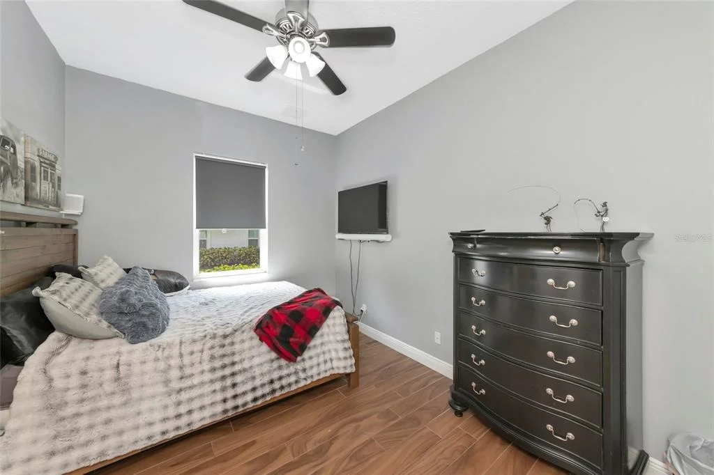 Photo of 1417 LANDVIEW LANE