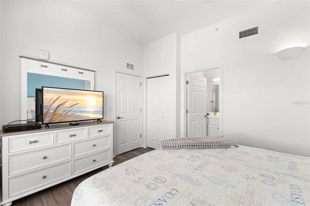 Photo of Unit 1605 at 13101 GULF BOULEVARD