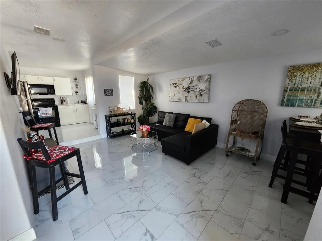 Photo of 10805 DESOTO ROAD