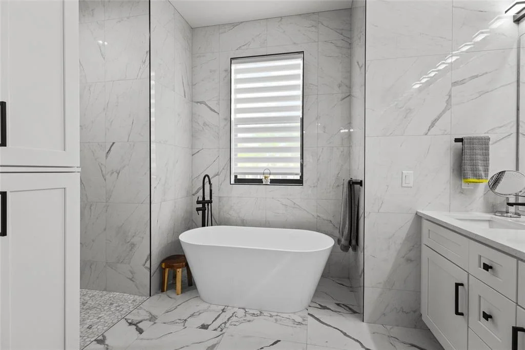 Photo of 4722 NEPTUNE ROAD