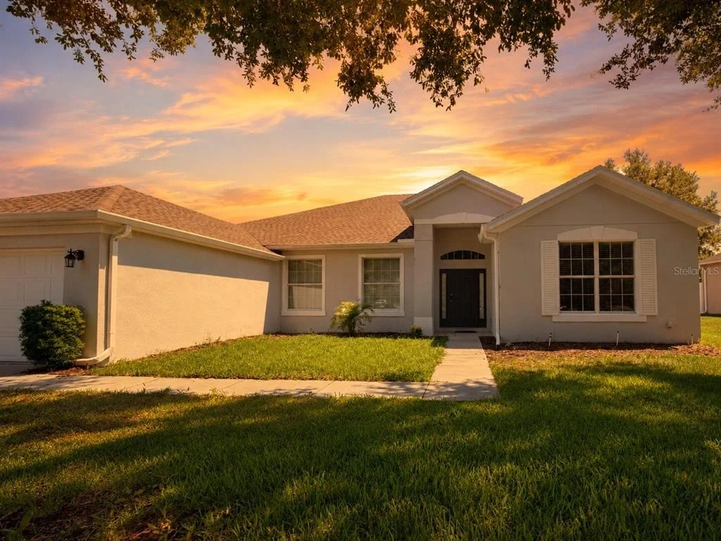 Photo of 1147 DEGRAW DRIVE
