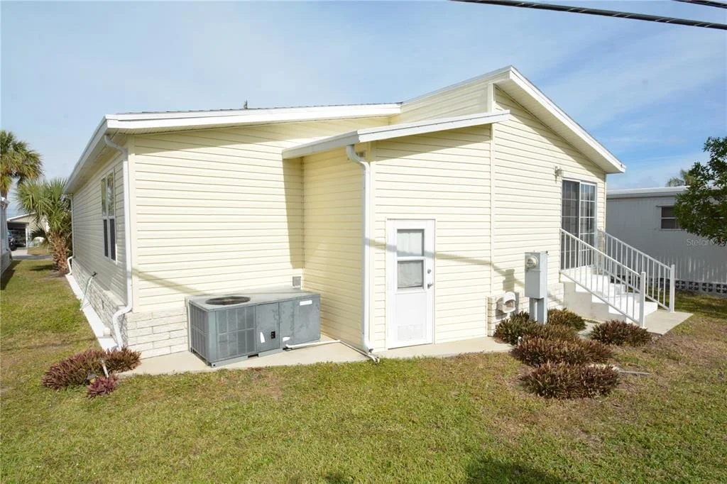 Photo of 817 S GREEN CIRCLE