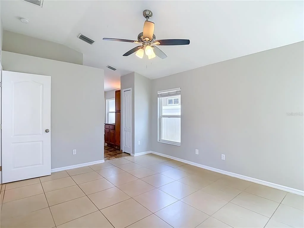 Photo of 805 LESA GLEN PLACE