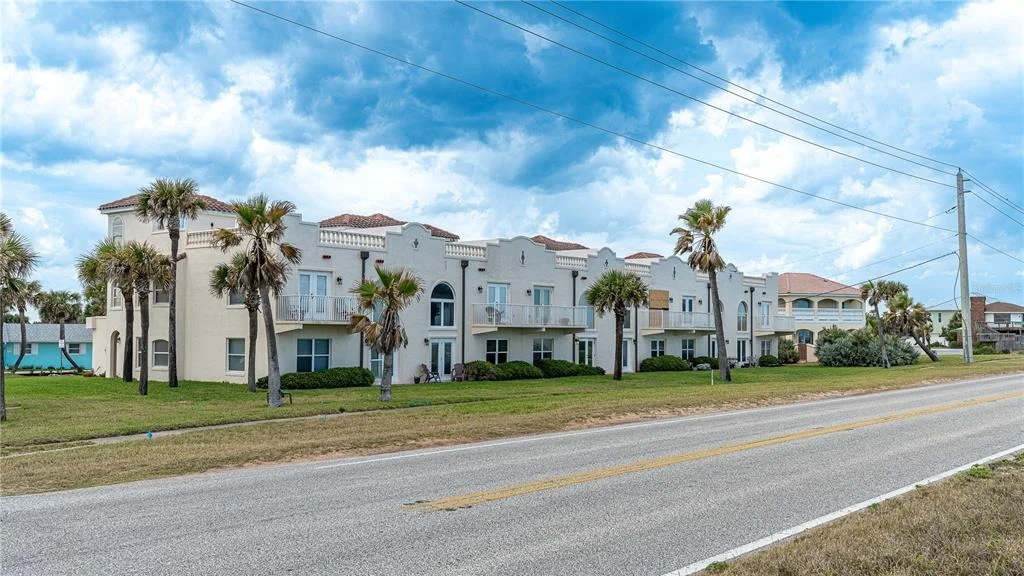 Photo of Unit 4 at 3400 OCEAN SHORE BOULEVARD