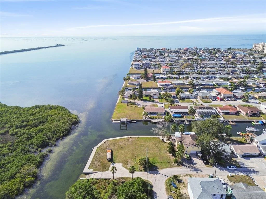 Photo of 6374 BOATYARD DRIVE