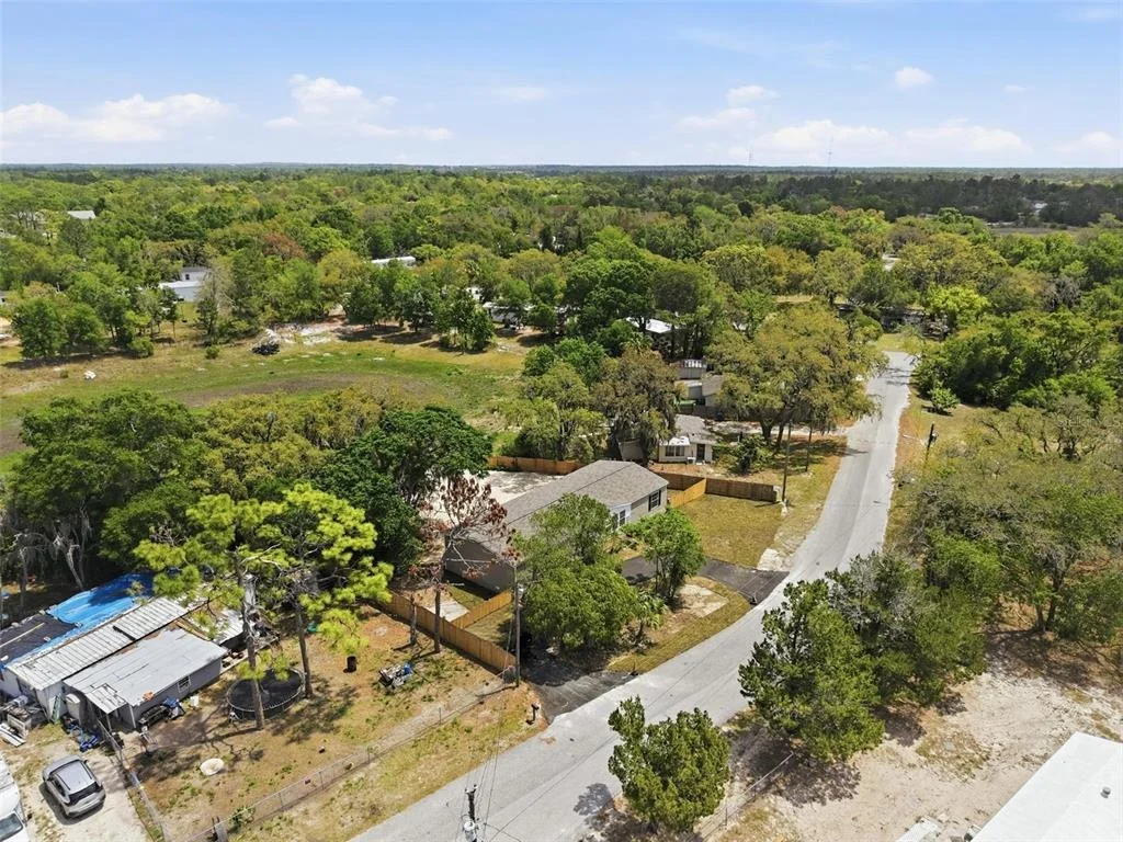 Photo of 9533 ROUND LAKE DRIVE