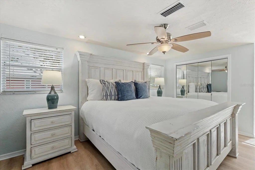 Photo of 5868 DENISON DRIVE