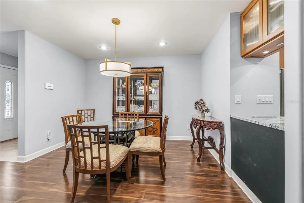 Photo of 894 JOAN STREET