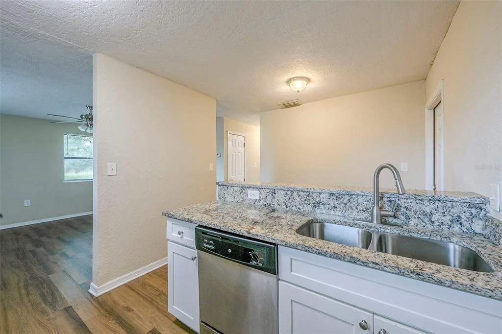 Photo of 523 CARVER BOULEVARD