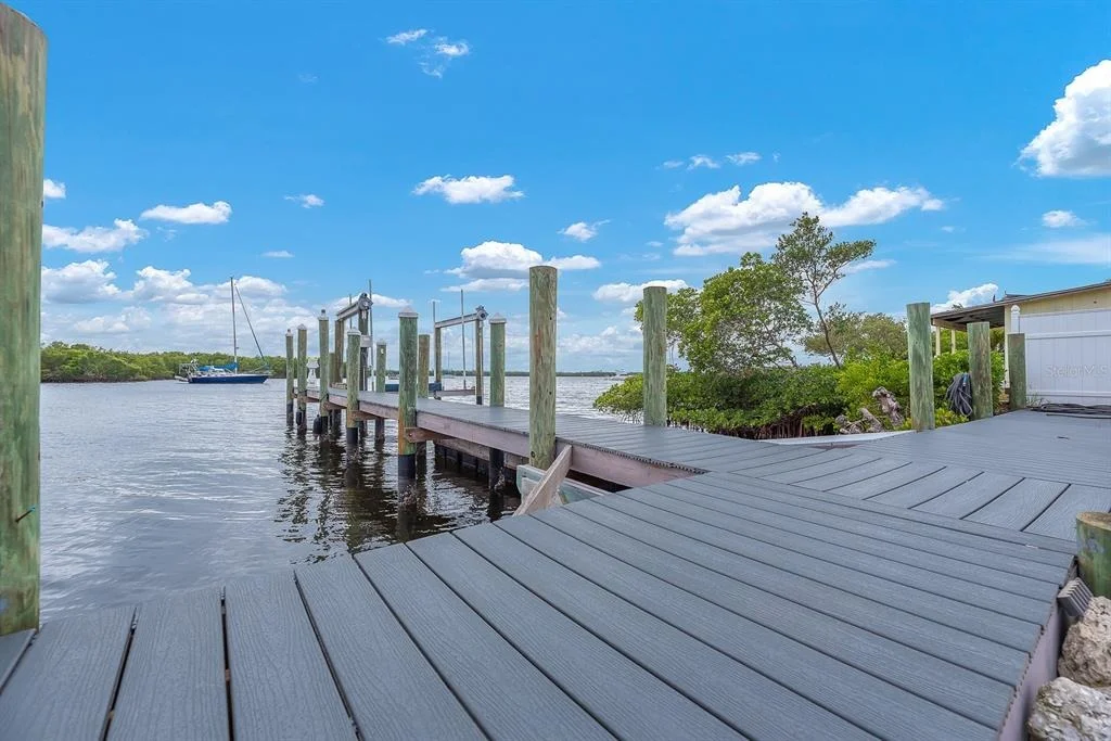 Photo of 3304 W SHELL POINT ROAD