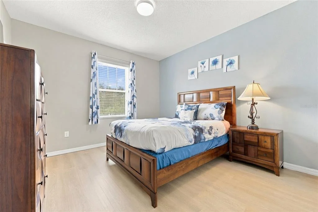 Photo of 6000 OAK GREEN LOOP