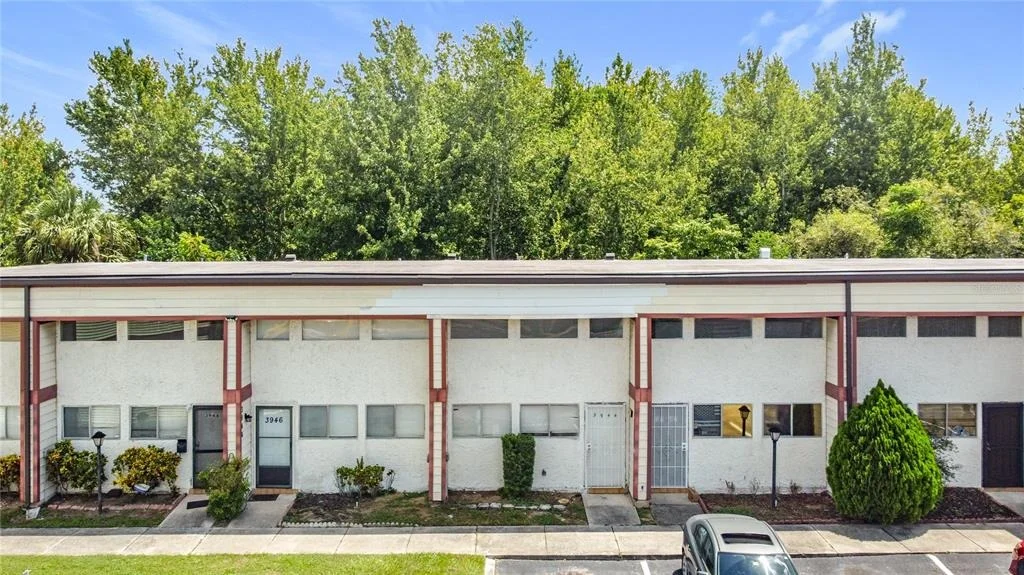 Photo of Unit A4 at 3944 CRAYRICH CIRCLE