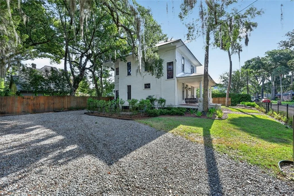 Photo of 819 SE 2ND STREET