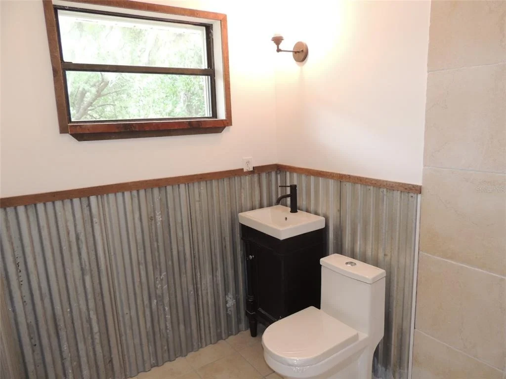 Photo of 13250 NE 52ND PLACE