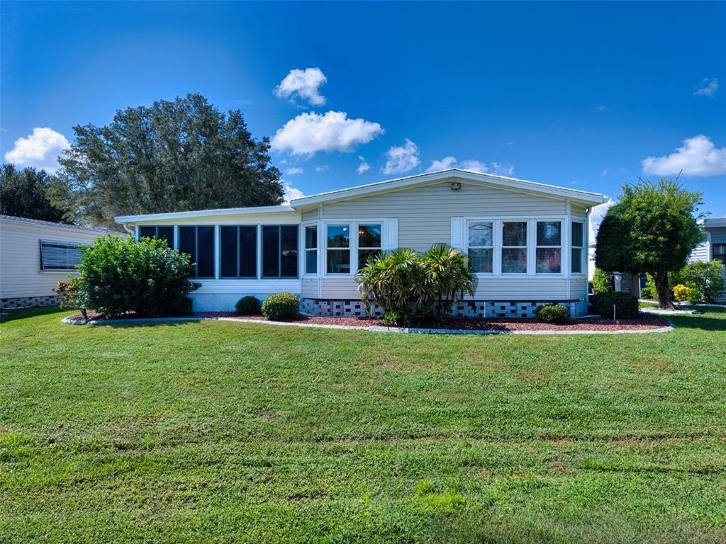 Photo of 8530 COUNTESS AVENUE CIRCLE