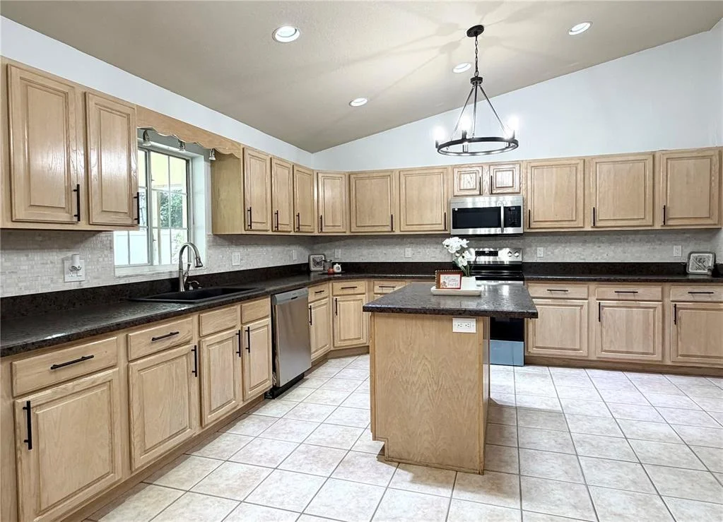 Photo of 24 TEAK WAY