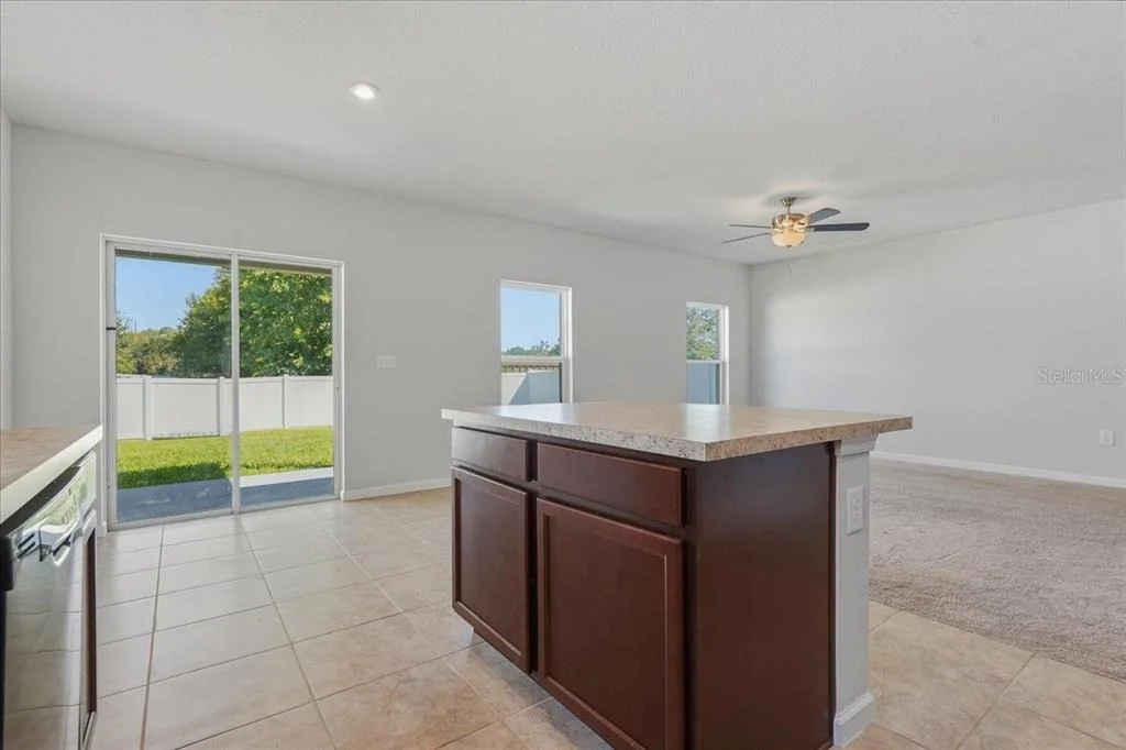 Photo of 813 EAGLE ROCK TER