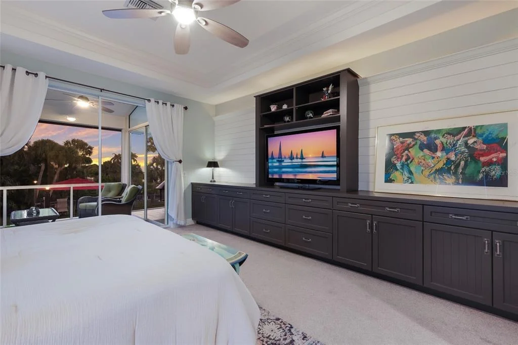Photo of 10110 CREEKSIDE DRIVE