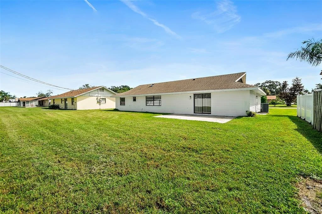 Photo of 977 WHIPORWILL DRIVE