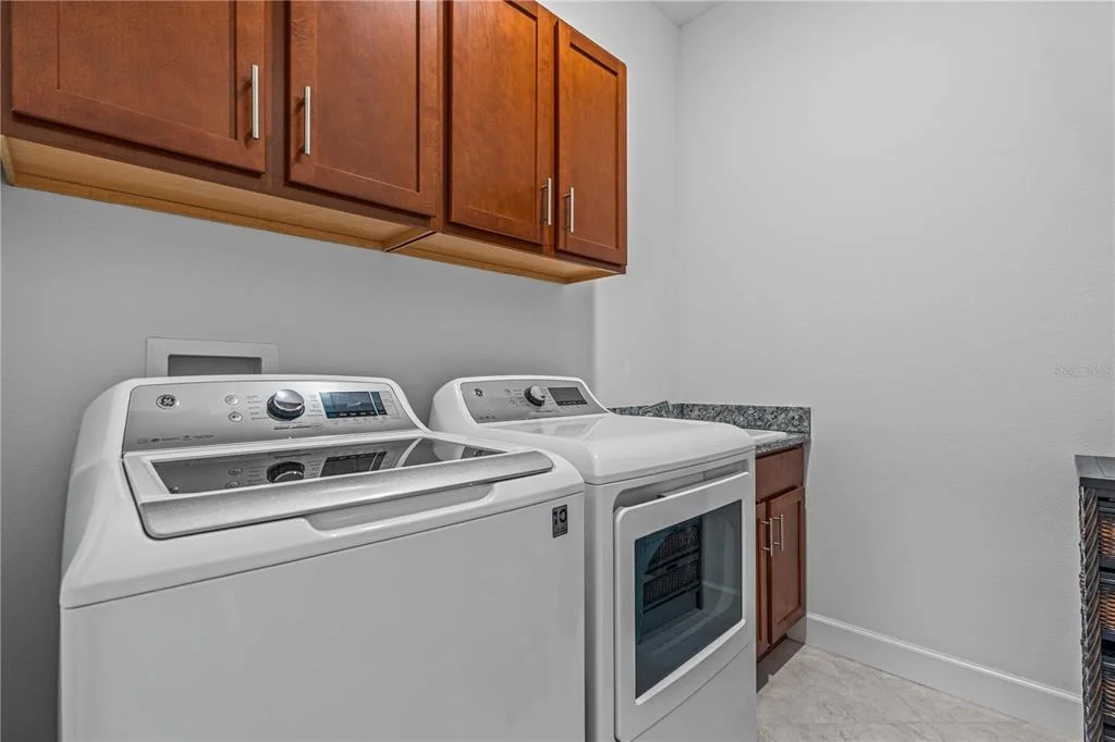 Photo of 214 ASHWOOD COURT