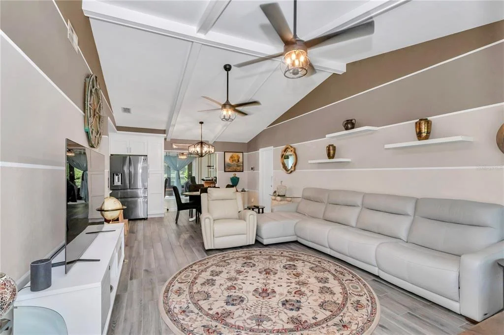 Photo of 814 OAK ROAD