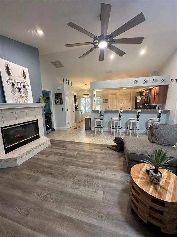 Photo of 417 ANDERSON DRIVE
