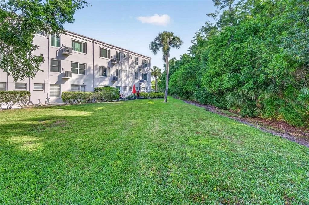 Photo of Unit 51 at 2461 RHODESIAN DRIVE
