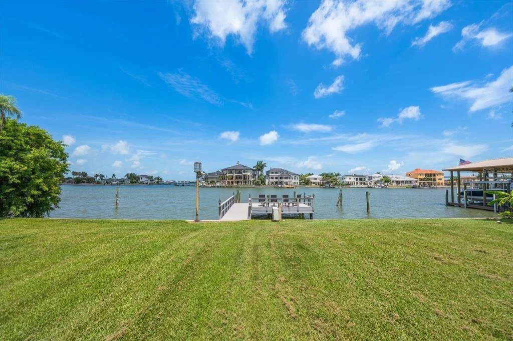 Photo of 220 HARBOR VIEW LANE