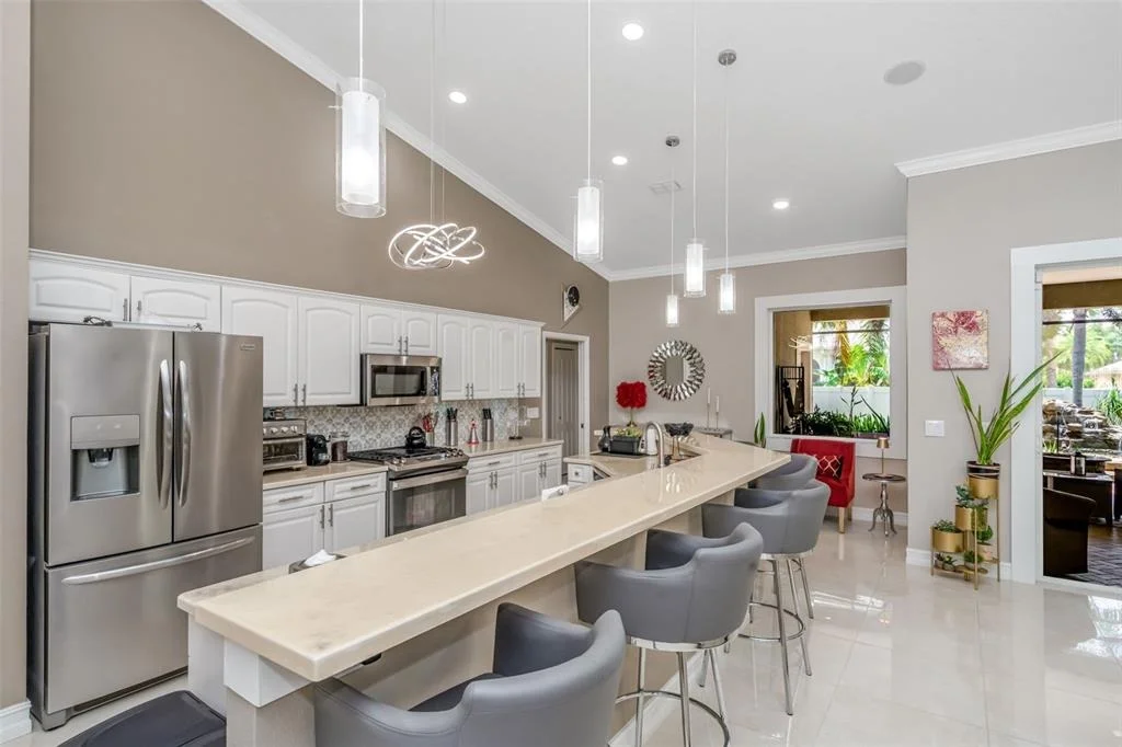 Photo of 21812 CARSON DRIVE