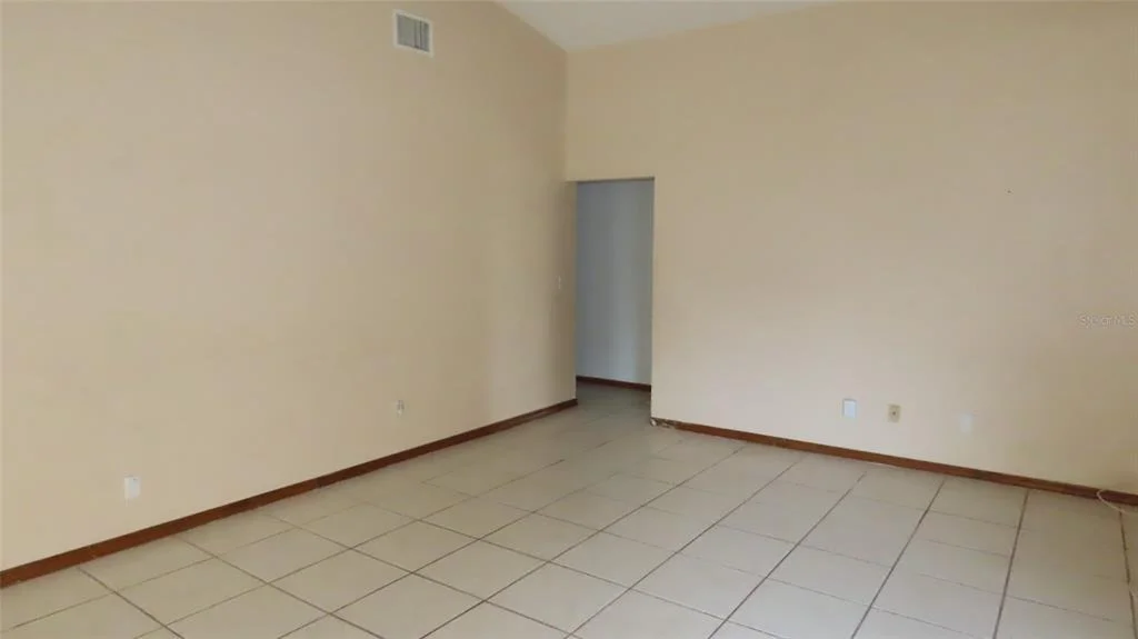 Photo of 3326 WHISPERING DRIVE N