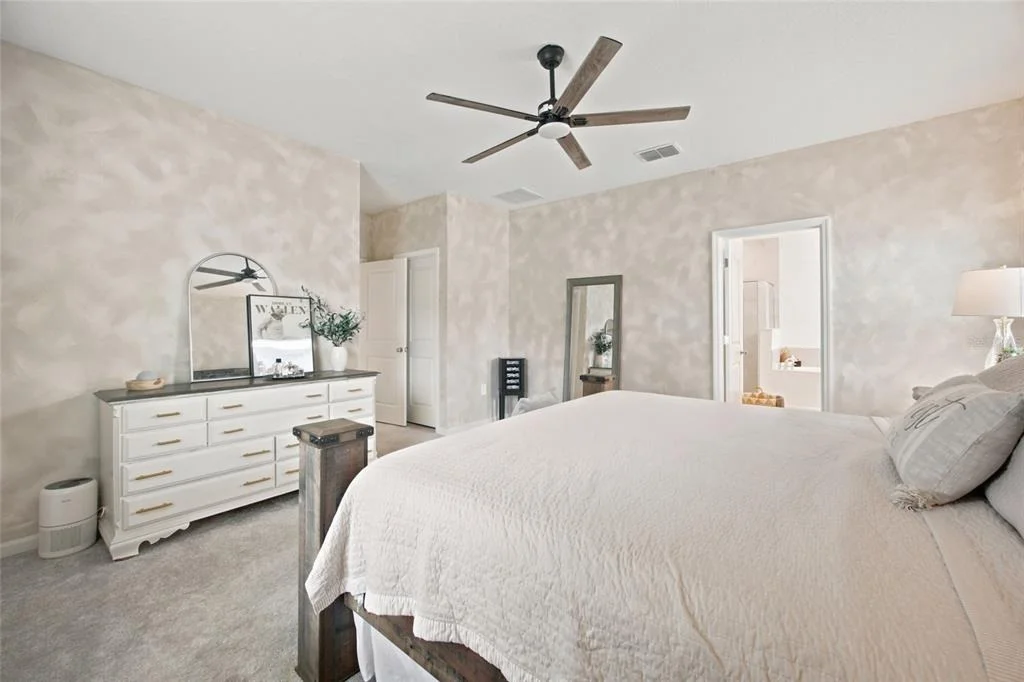 Photo of 551 NW 4TH PLACE