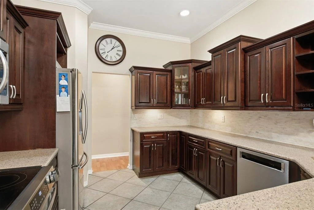 Photo of 141 OLD OAK CIRCLE