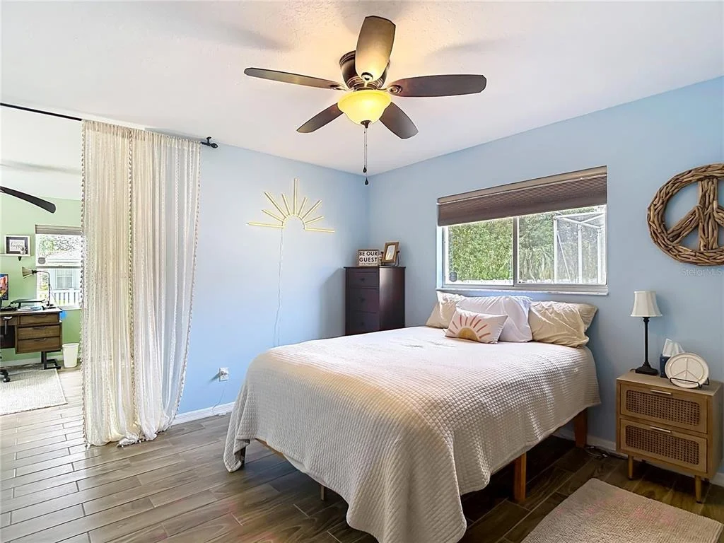 Photo of 1051 HOOK DRIVE